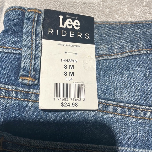 NWT Lee Riders slim fit high waisted Bermuda shorts - Picture 7 of 7